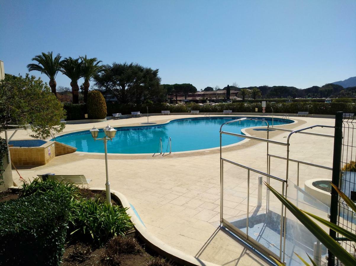 Studio Cannes Marina 망들리유 라 나플 외부 사진
